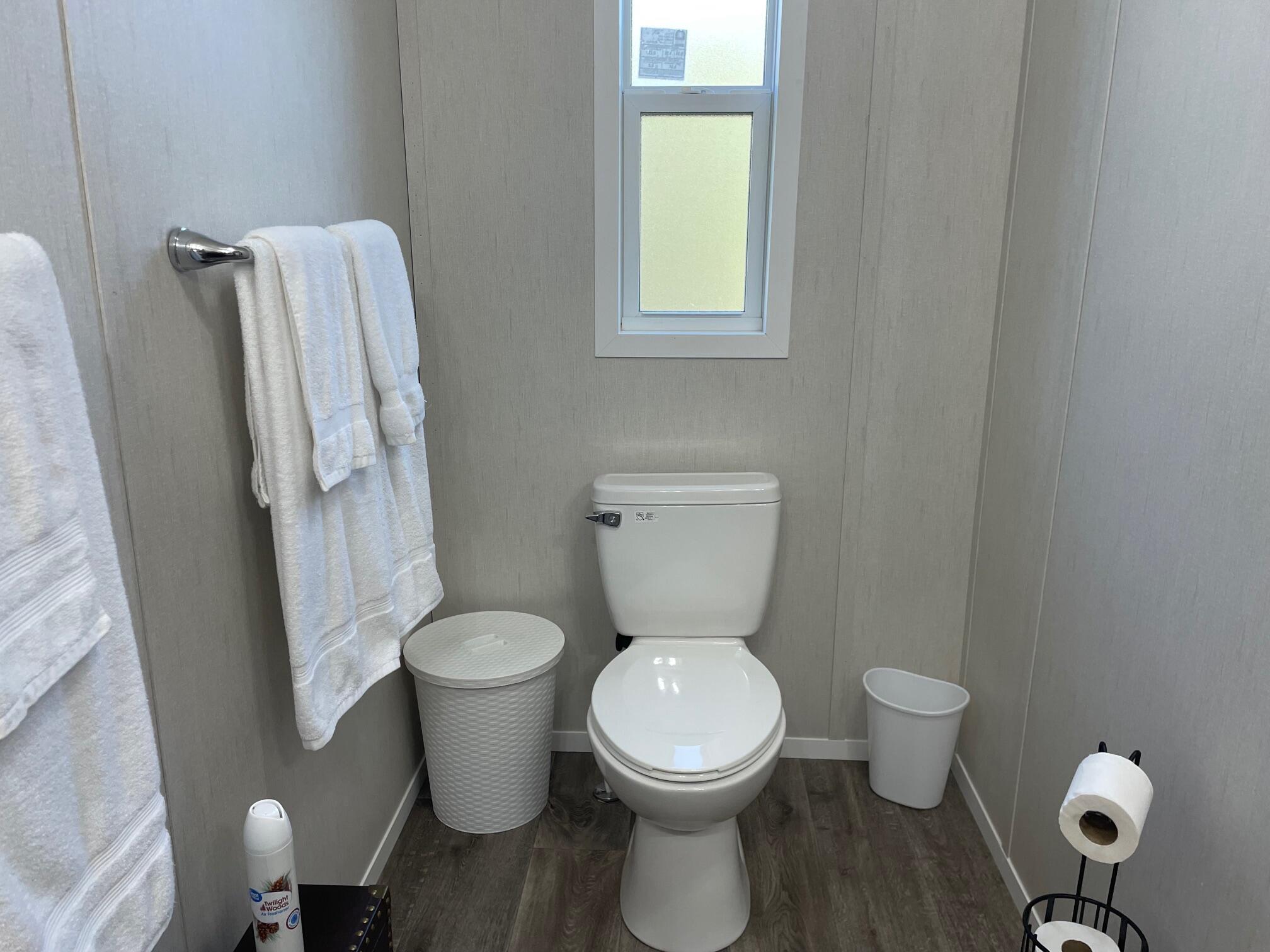 Higdon, Alabama 35979, United States, 3 Bedrooms Bedrooms, ,2 BathroomsBathrooms,Residential,Active,249138