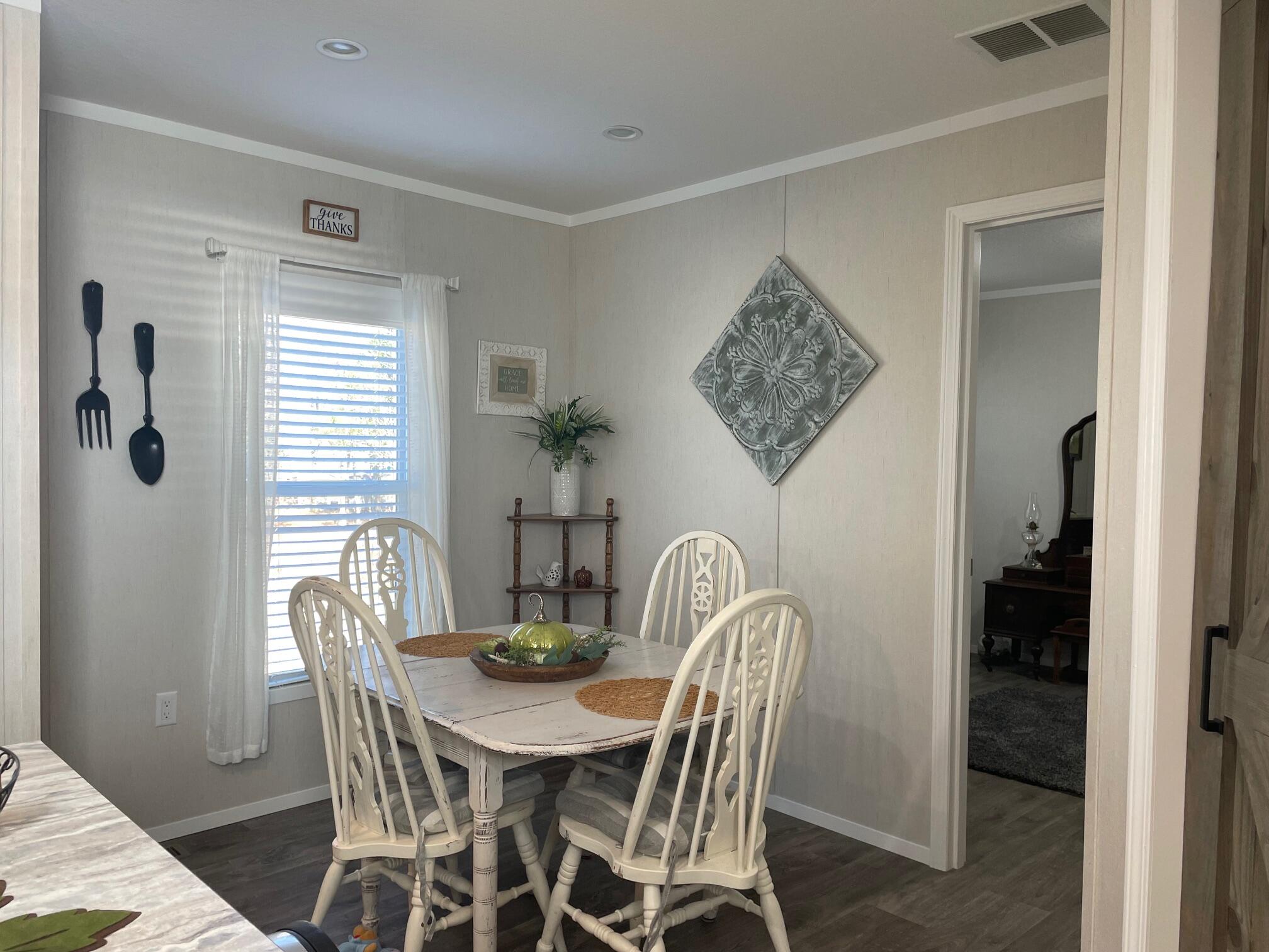 Higdon, Alabama 35979, United States, 3 Bedrooms Bedrooms, ,2 BathroomsBathrooms,Residential,Active,249138