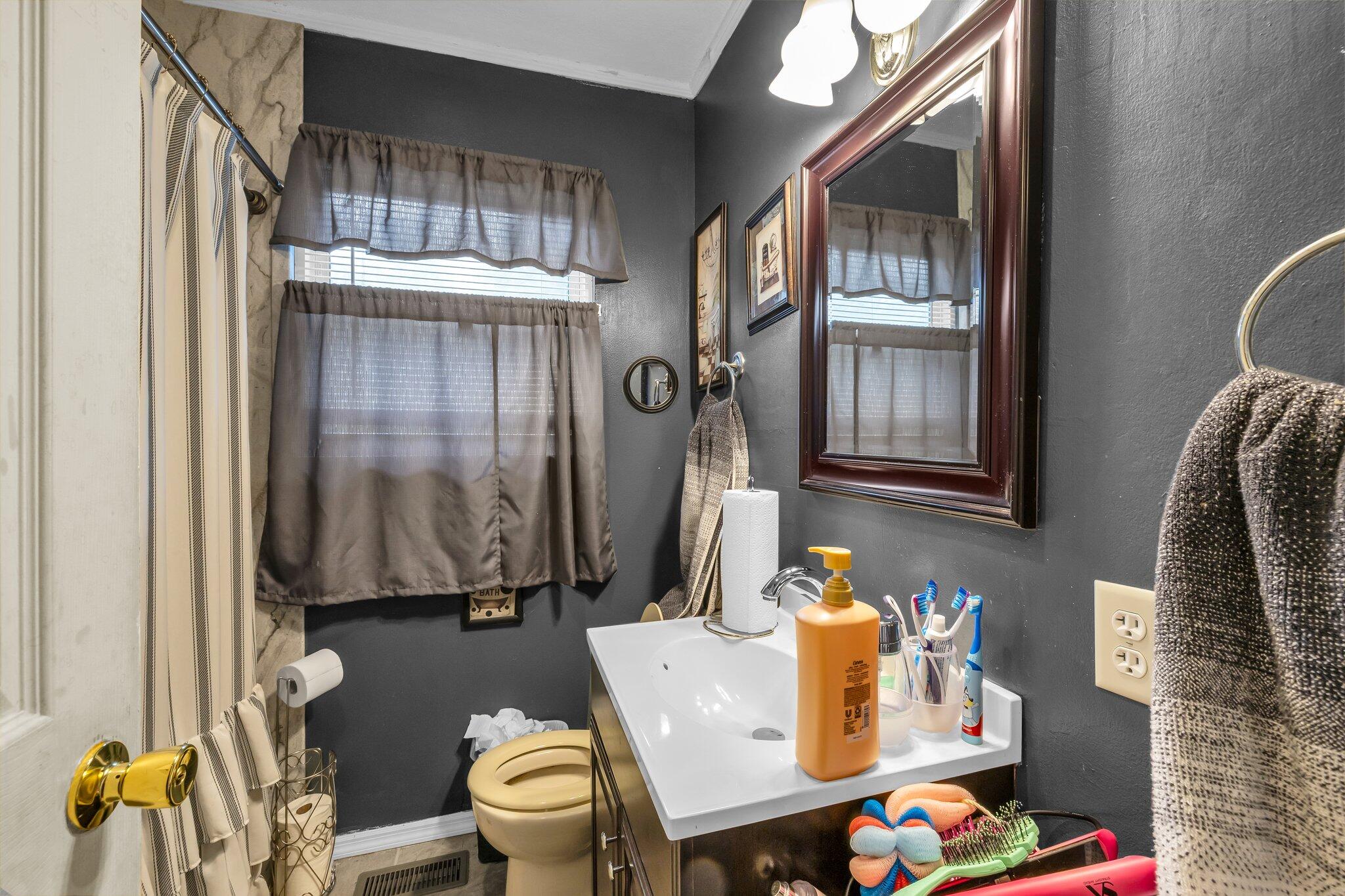 1211 Crest Drive, Cleveland, Tennessee image 16