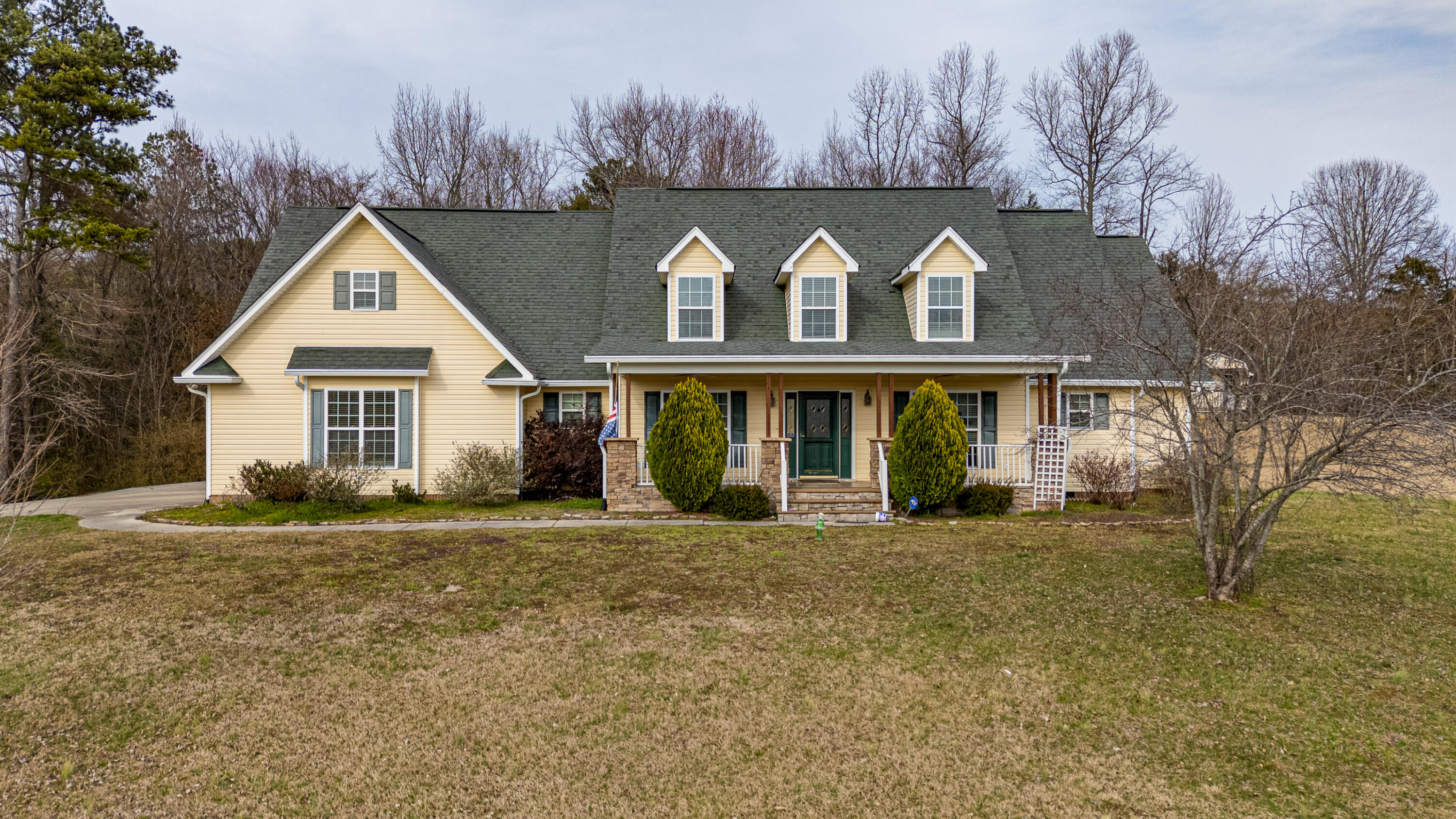 1100/1102 Trew Lane, Apison, Tennessee image 1