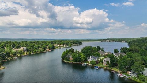 Tiny photo for 239 Amherst Lane, Crossville, TN 38558 (MLS # 1528976)