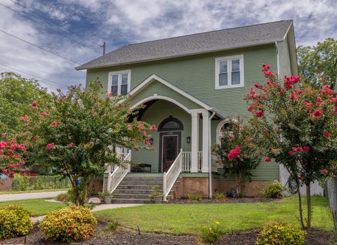 Photo of 1100 S Greenwood Avenue, Chattanooga, TN 37404 (MLS # 1518741)