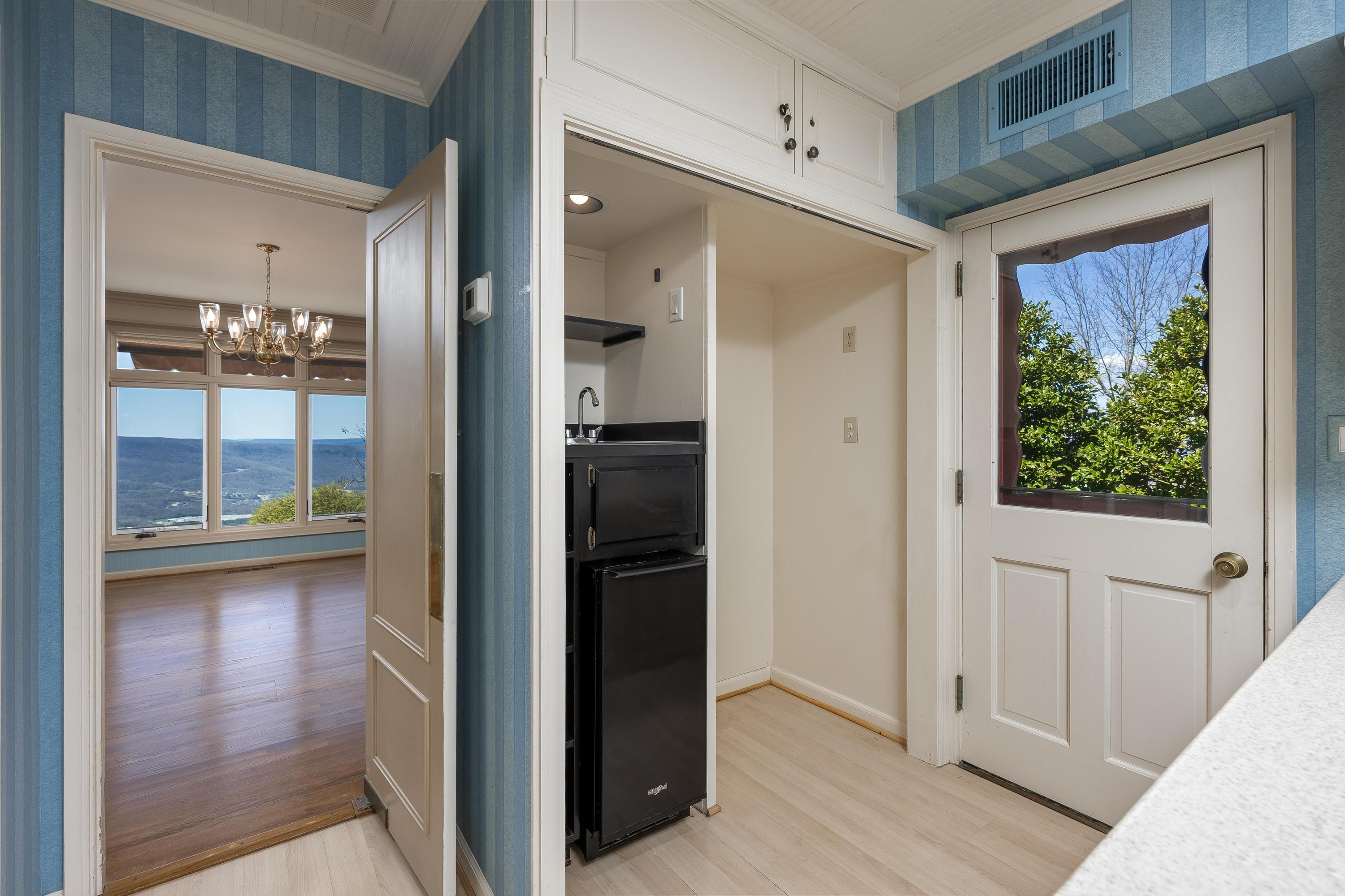230 W Brow Road Road, Lookout Mountain, Tennessee image 11