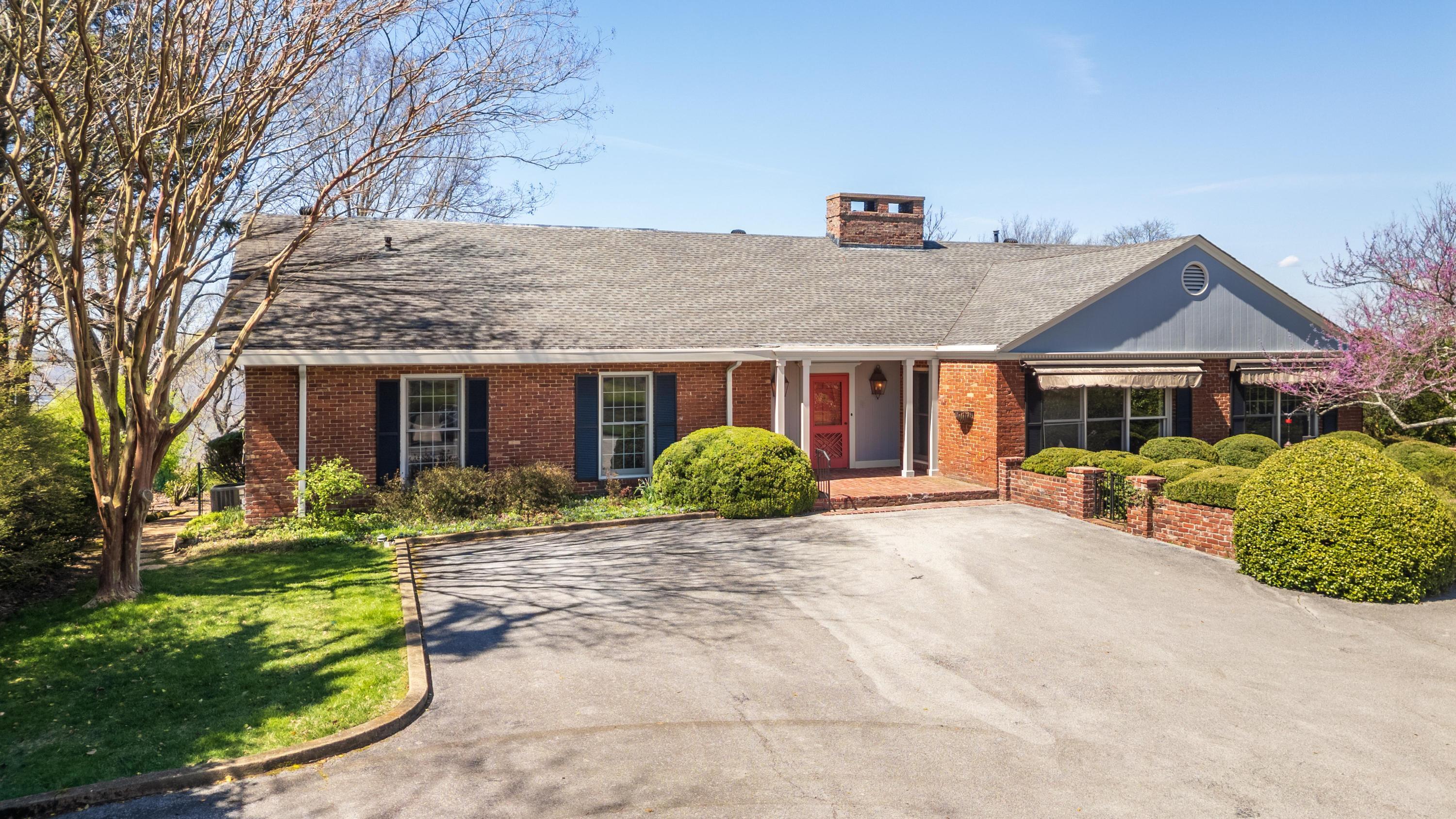 230 W Brow Road Road, Lookout Mountain, Tennessee image 48