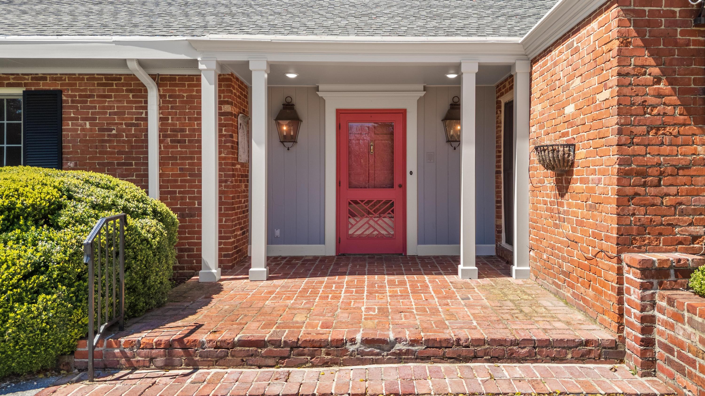 230 W Brow Road Road, Lookout Mountain, Tennessee image 49