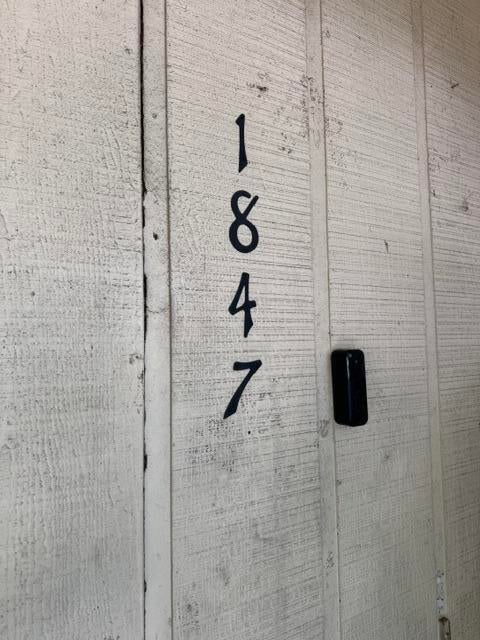 1845 Dana Lane