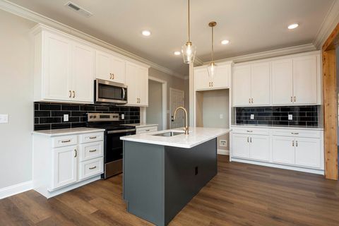 Tiny photo for 7962 N Lee Highway, Cleveland, TN 37312 (MLS # 1527381)