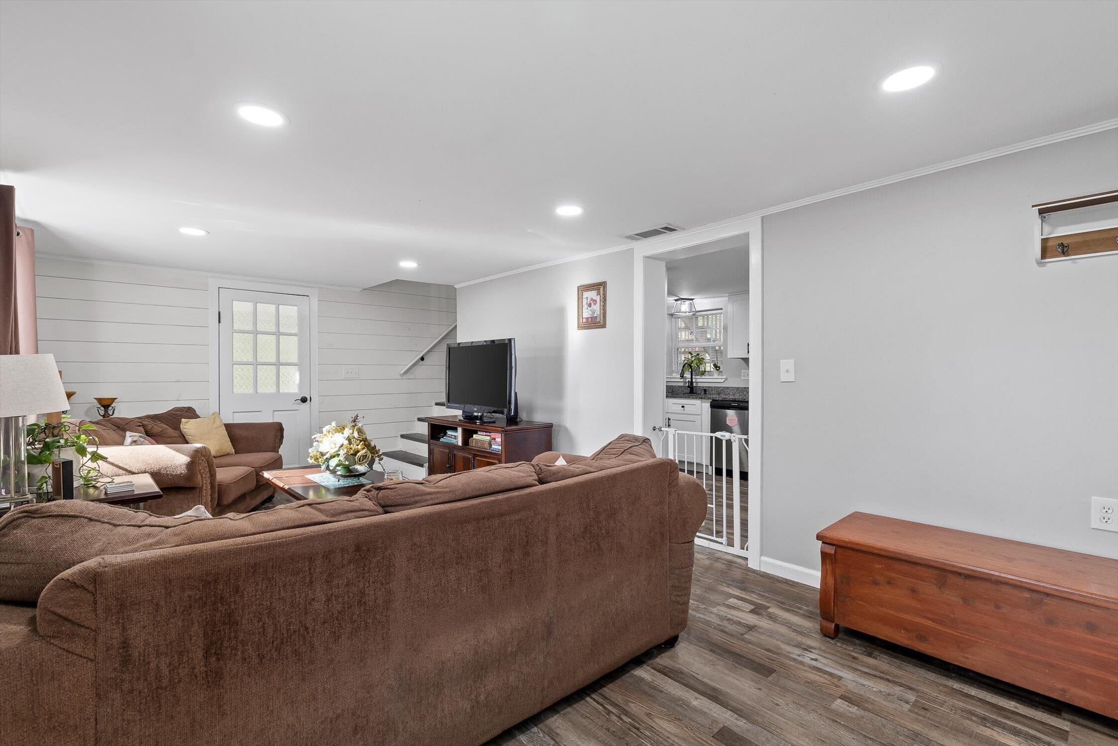 Dalton, Georgia 30721, United States, 3 Bedrooms Bedrooms, ,1 BathroomBathrooms,Residential,Active,224880