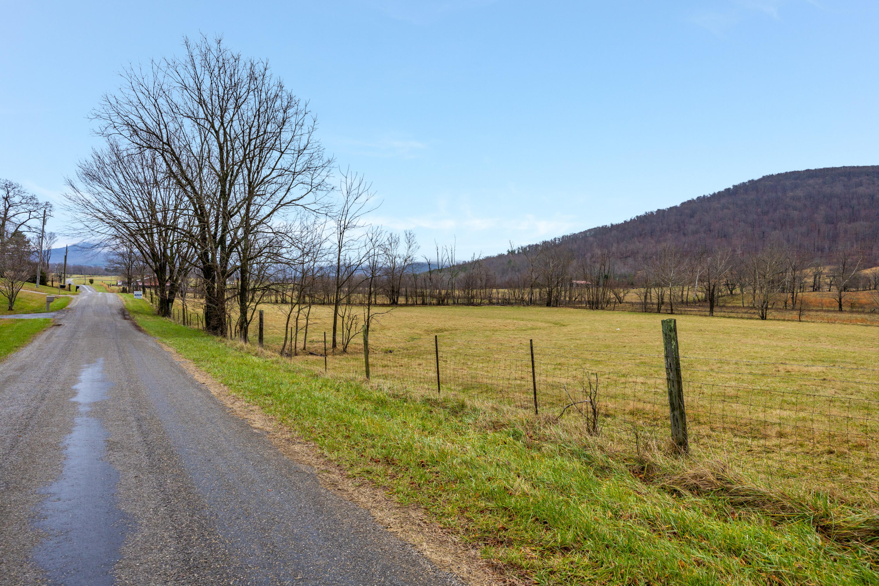 Kemmer Road, Crossville, Tennessee image 2