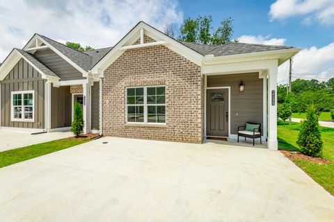 Photo of 2599 Bannerman Lane, Chattanooga, TN 37421 (MLS # 1524800)