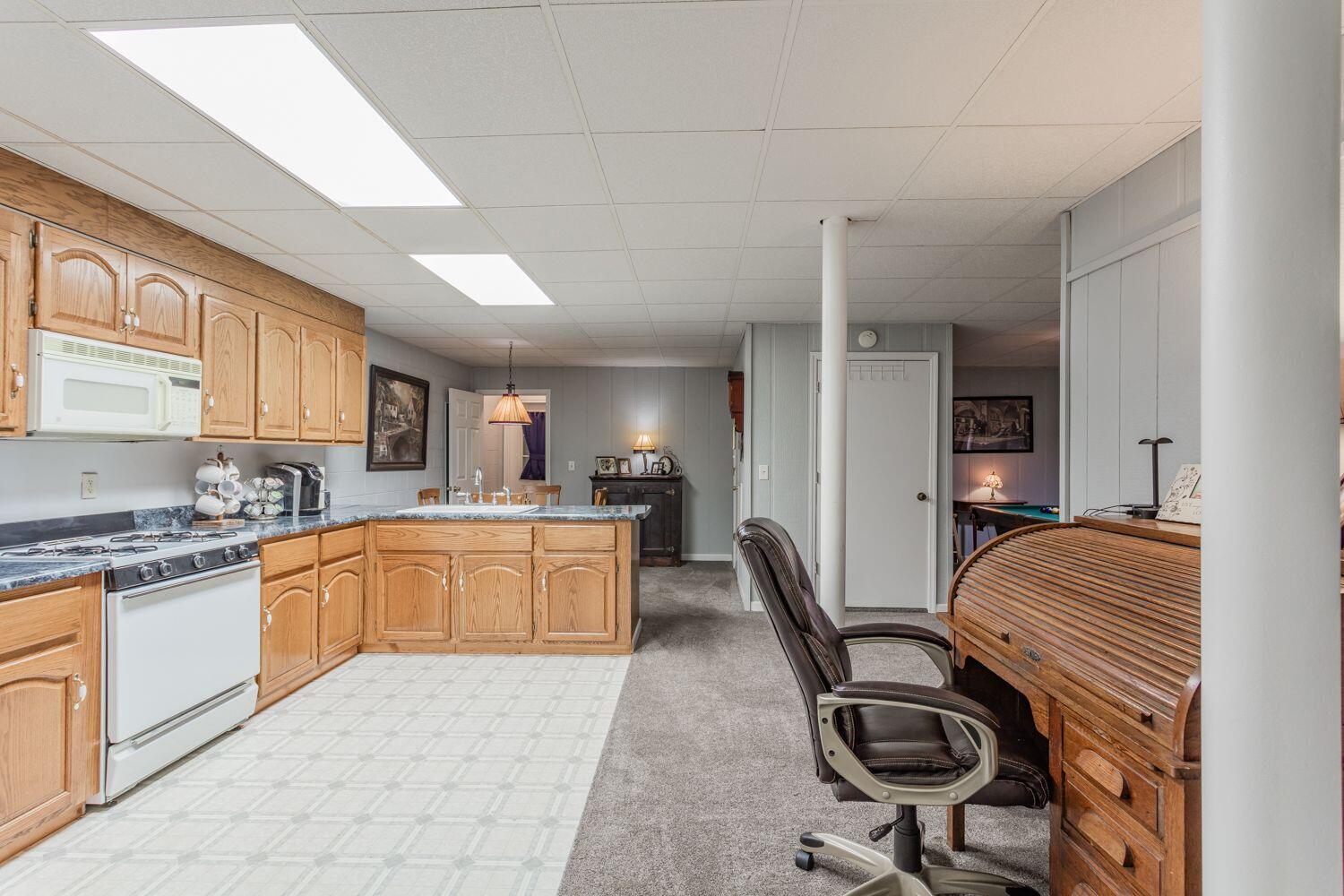 275 Old Mullins Cove Road, Whitwell, Tennessee image 24
