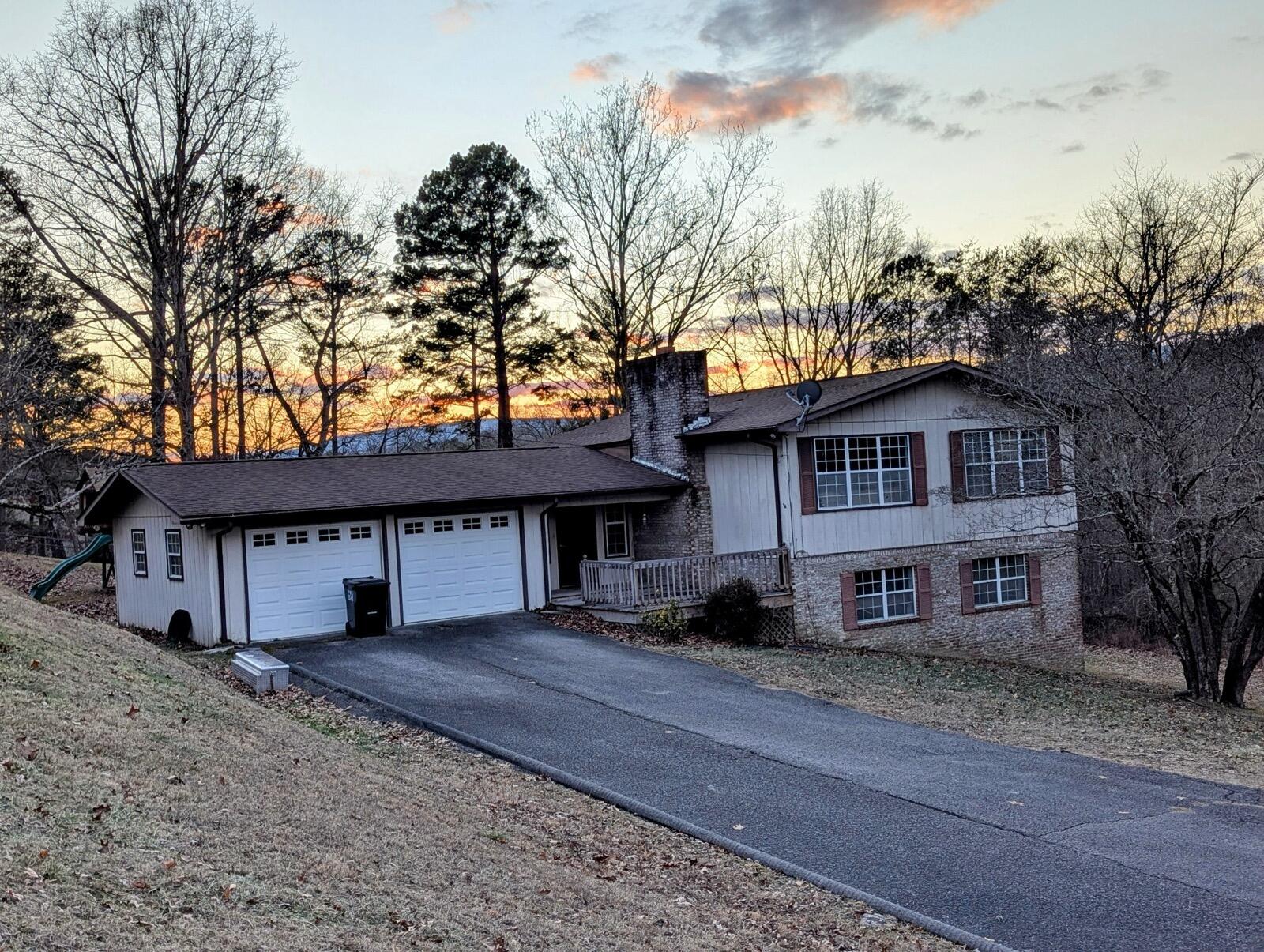 387 Dogwood Lane, Dunlap, Tennessee image 2