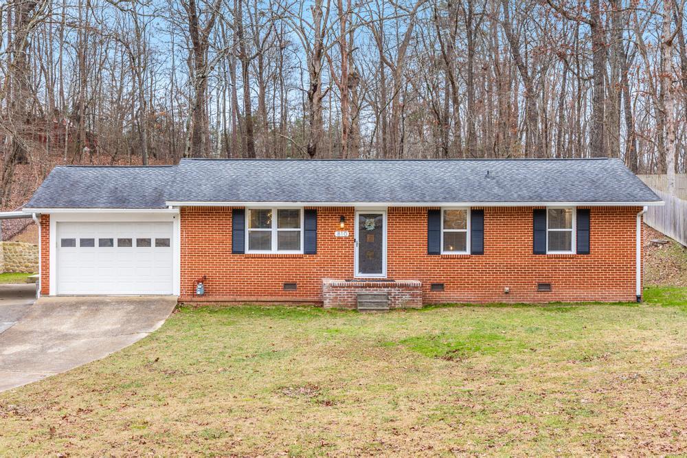 Hixson, Tennessee 37343, United States, 3 Bedrooms Bedrooms, ,2 BathroomsBathrooms,Residential,Contingent,15707