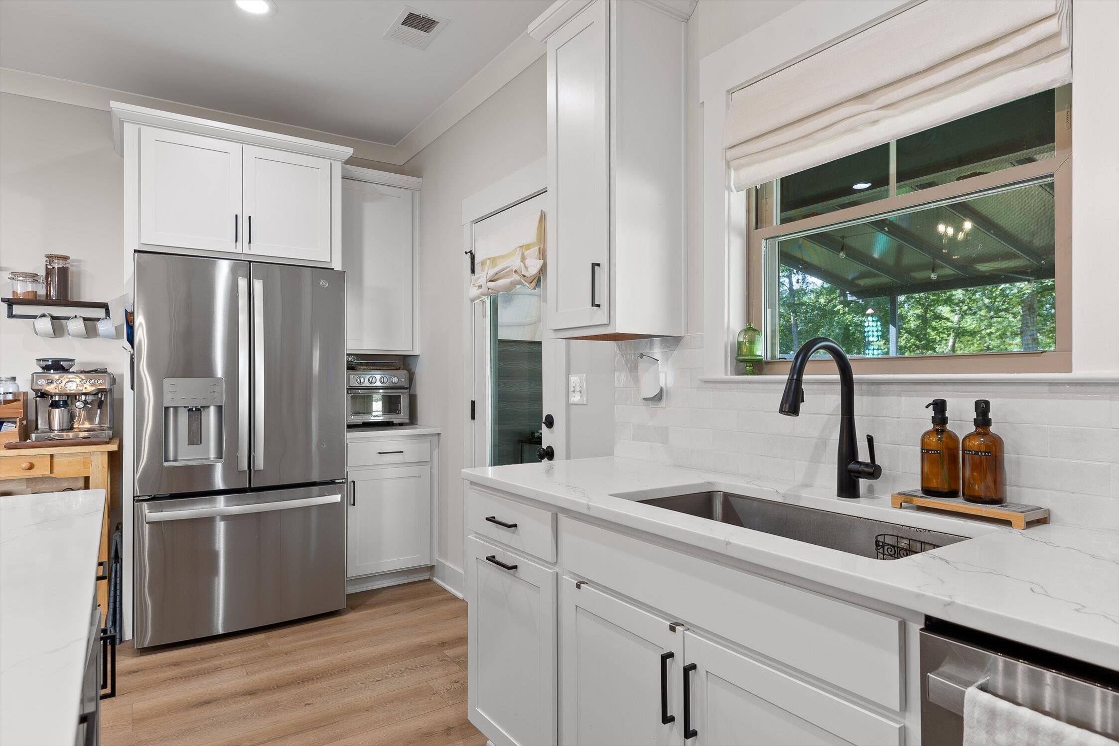 Chattanooga, Tennessee 37421, United States, 3 Bedrooms Bedrooms, ,2 BathroomsBathrooms,Residential,Active,167416