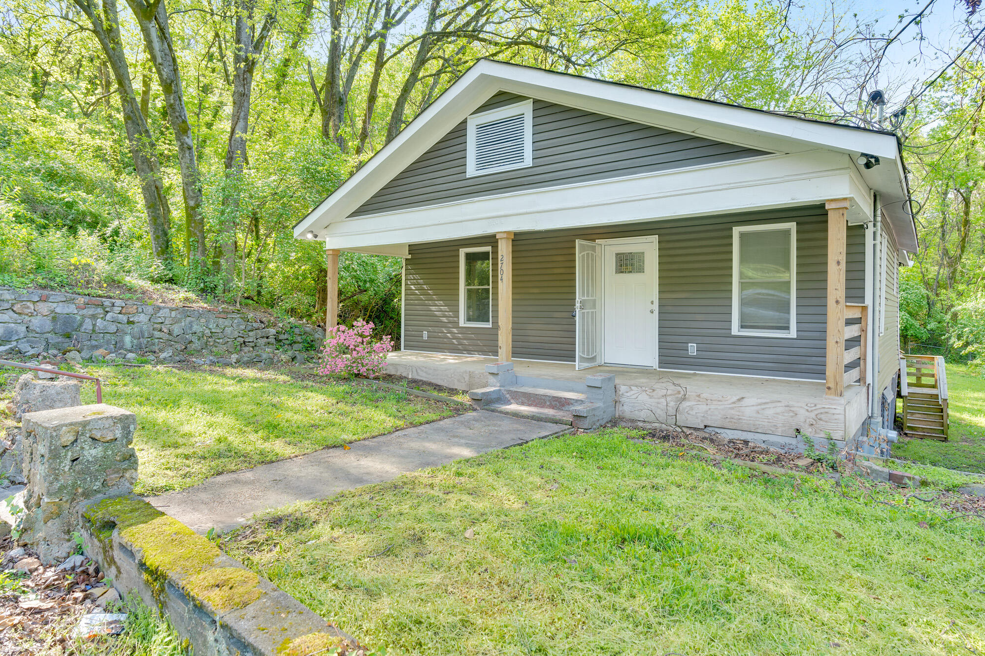 2704 E 21st Street, Chattanooga, Tennessee image 1