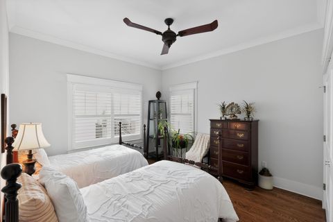 Tiny photo for 215 Mcfarland Avenue, Chattanooga, TN 37405 (MLS # 1526711)