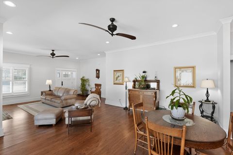 Tiny photo for 215 Mcfarland Avenue, Chattanooga, TN 37405 (MLS # 1526711)