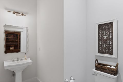 Tiny photo for 215 Mcfarland Avenue, Chattanooga, TN 37405 (MLS # 1526711)