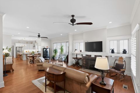 Tiny photo for 215 Mcfarland Avenue, Chattanooga, TN 37405 (MLS # 1526711)