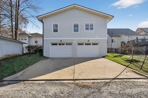 Tiny photo for 215 Mcfarland Avenue, Chattanooga, TN 37405 (MLS # 1526711)