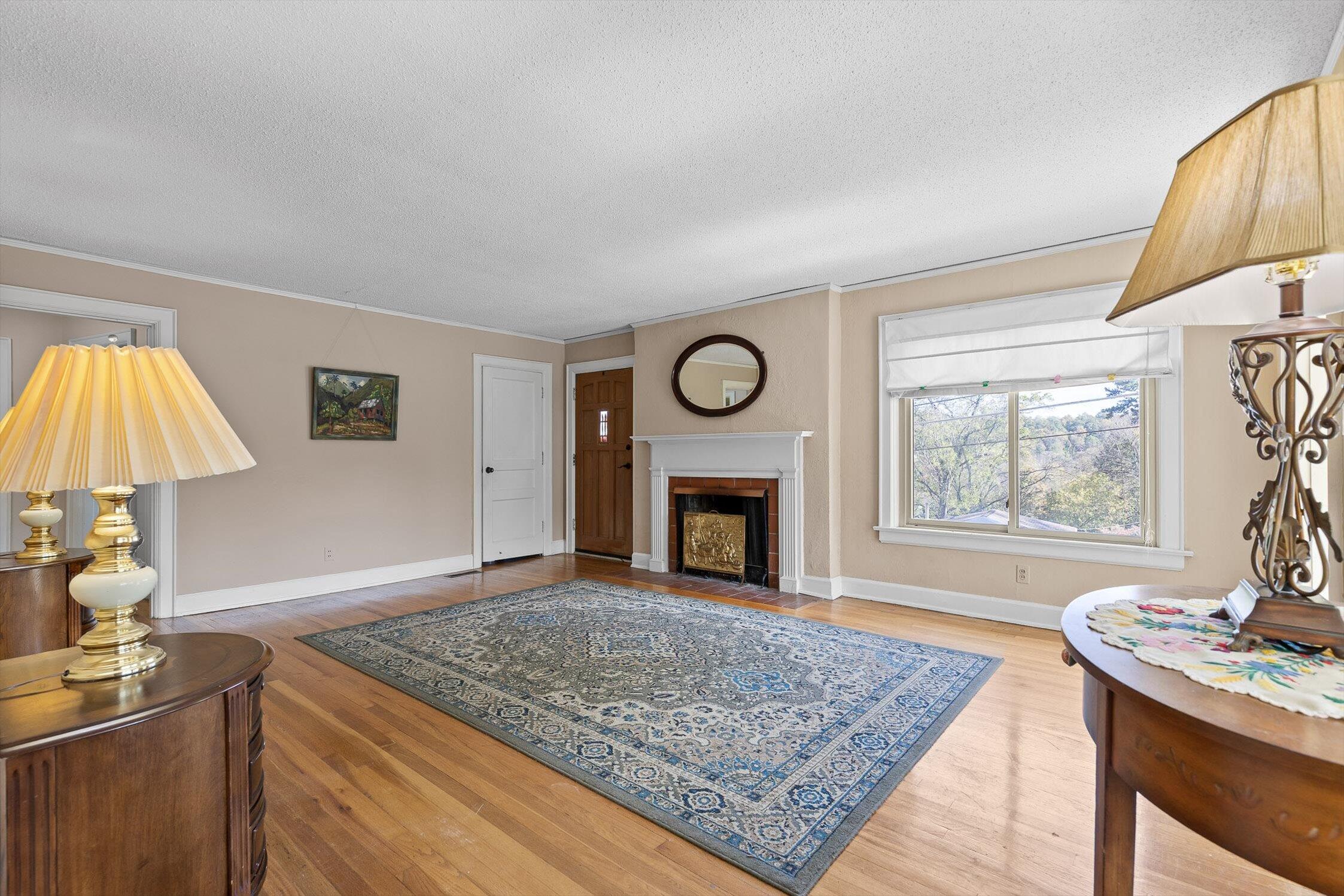 Chattanooga, Tennessee 37415, United States, 4 Bedrooms Bedrooms, ,2 BathroomsBathrooms,Residential,Active,236278