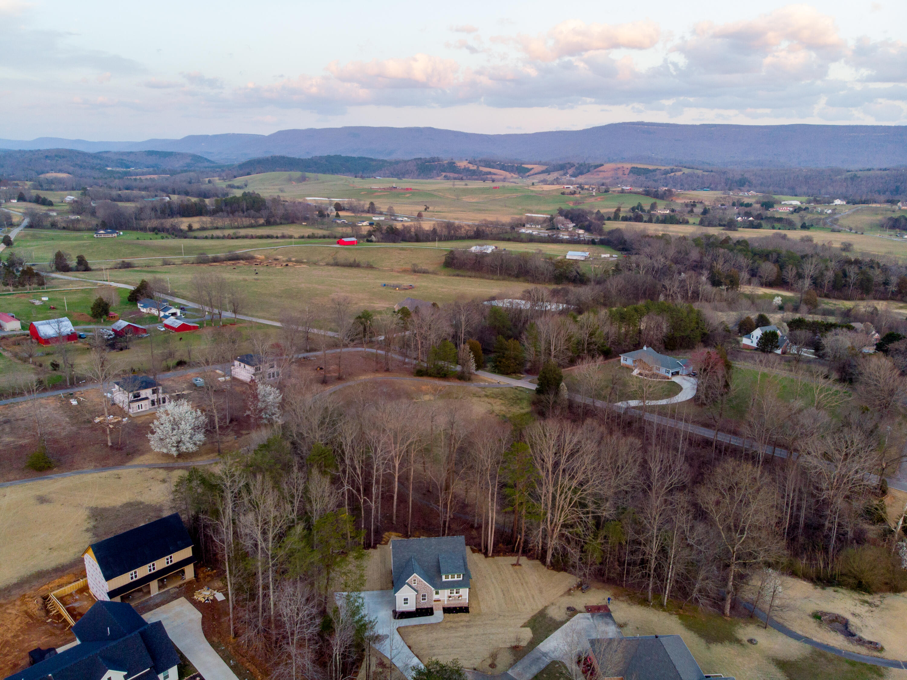 35 Greenview Drive, Dunlap, Tennessee image 3