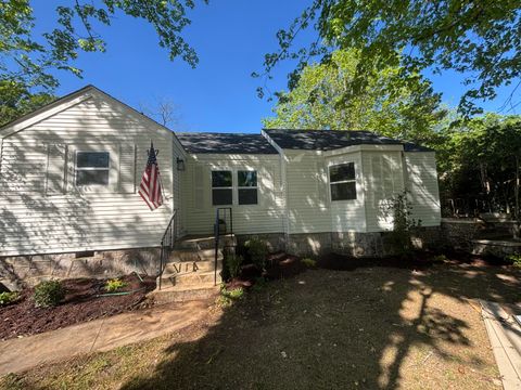 Photo of 117 Fair Street, Chattanooga, TN 37415 (MLS # 1533079)