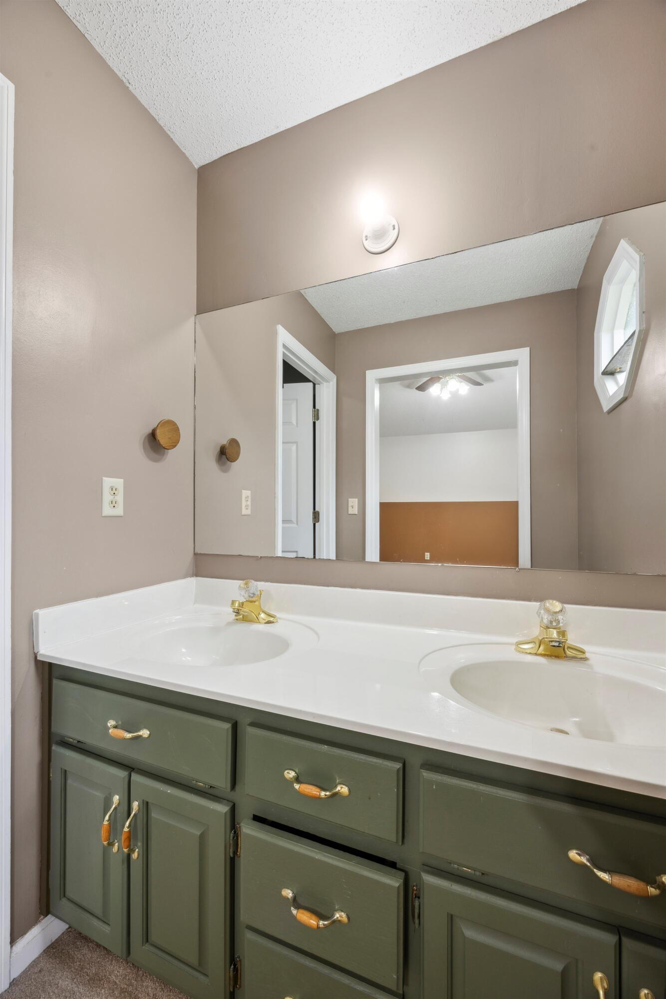 203 Spring Valley Lane, Ringgold, Georgia image 15