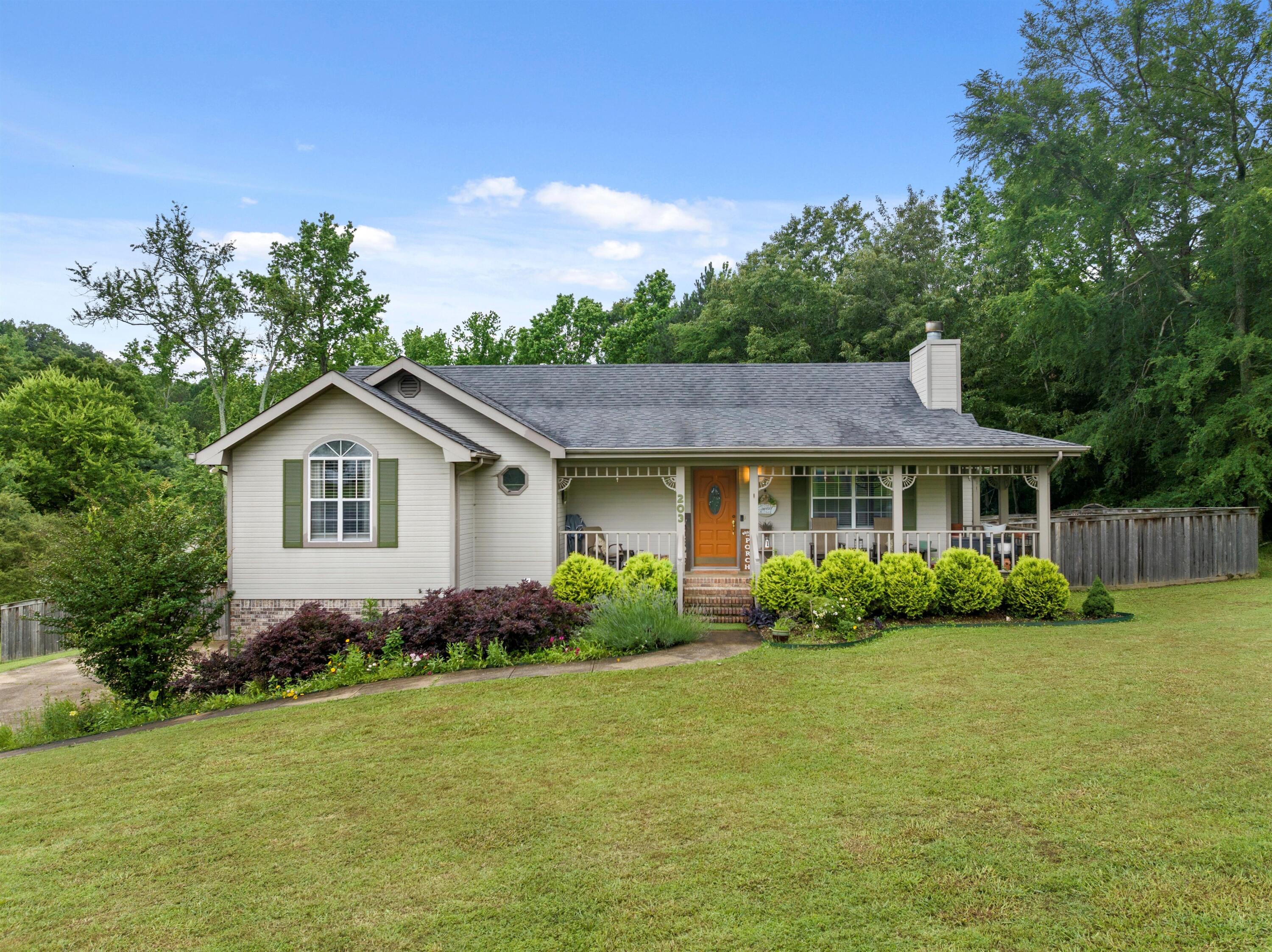 203 Spring Valley Lane, Ringgold, Georgia image 2
