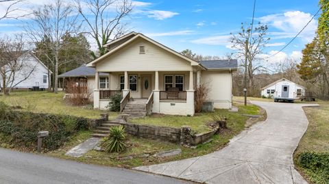 Homes For Sale - 205 Wheeler Avenue<br/> Chickamauga, GA 30707