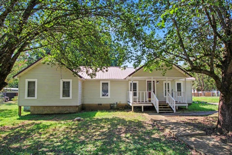 Photo of 707 Gilbert Lane, LaFayette, GA 30728 (MLS # 1542448)