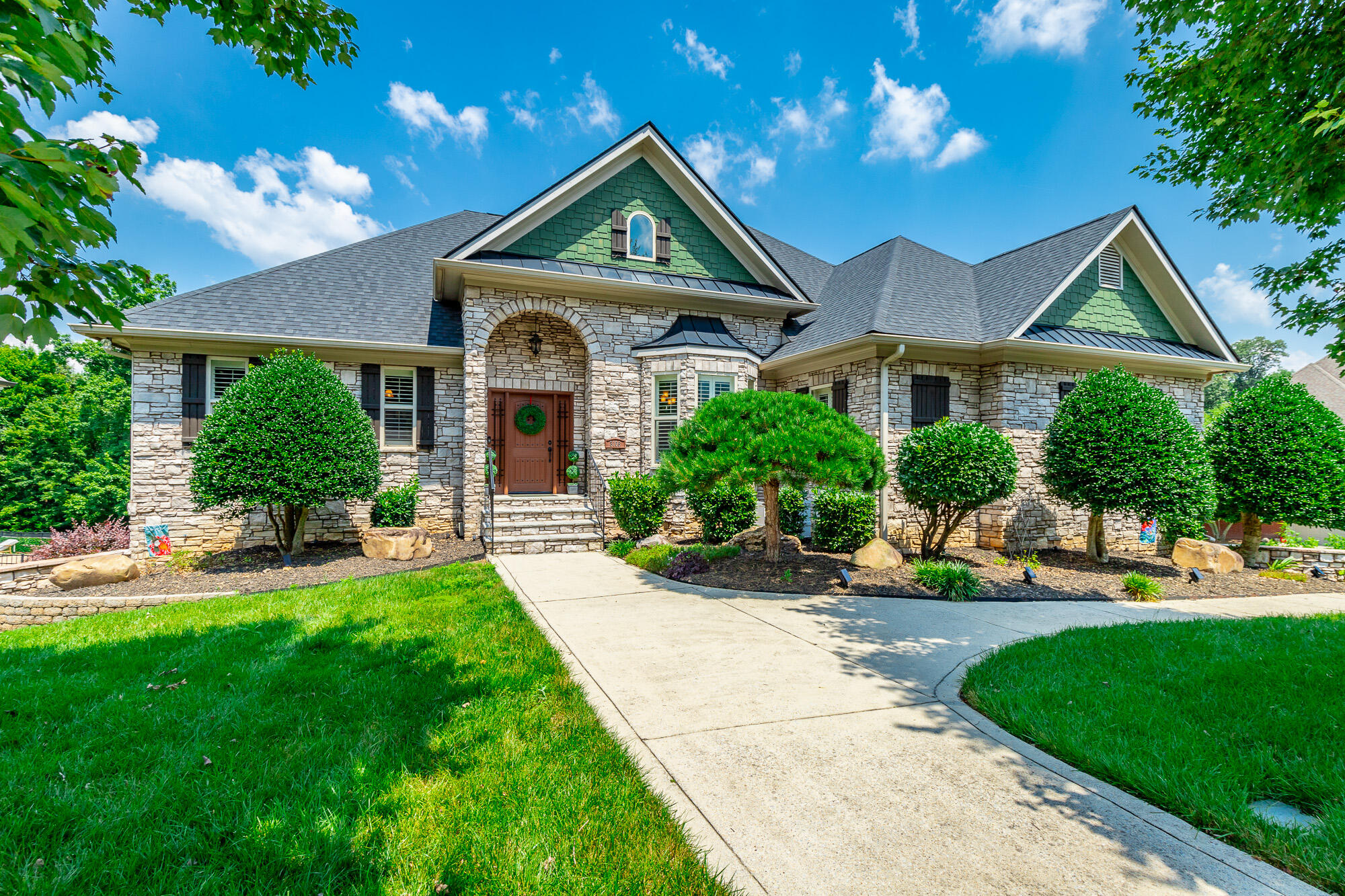 3106 Reflection Lane