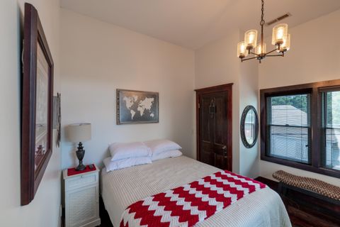 Tiny photo for 1100 S Greenwood Avenue, Chattanooga, TN 37404 (MLS # 1530228)