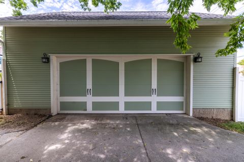 Tiny photo for 1100 S Greenwood Avenue, Chattanooga, TN 37404 (MLS # 1530228)