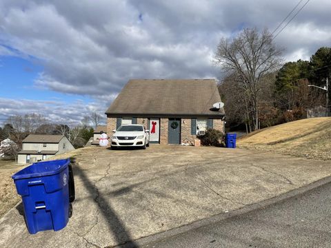 Photo of 3309/3311 NE Steeple Circle, Cleveland, TN 37312 (MLS # 1385765)