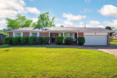 Photo of 2510 Jenkins Road, Chattanooga, TN 37421 (MLS # 1533126)