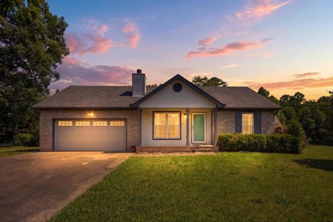 Photo of 2244 N Fork Drive, Soddy Daisy, TN 37379 (MLS # 1535079)