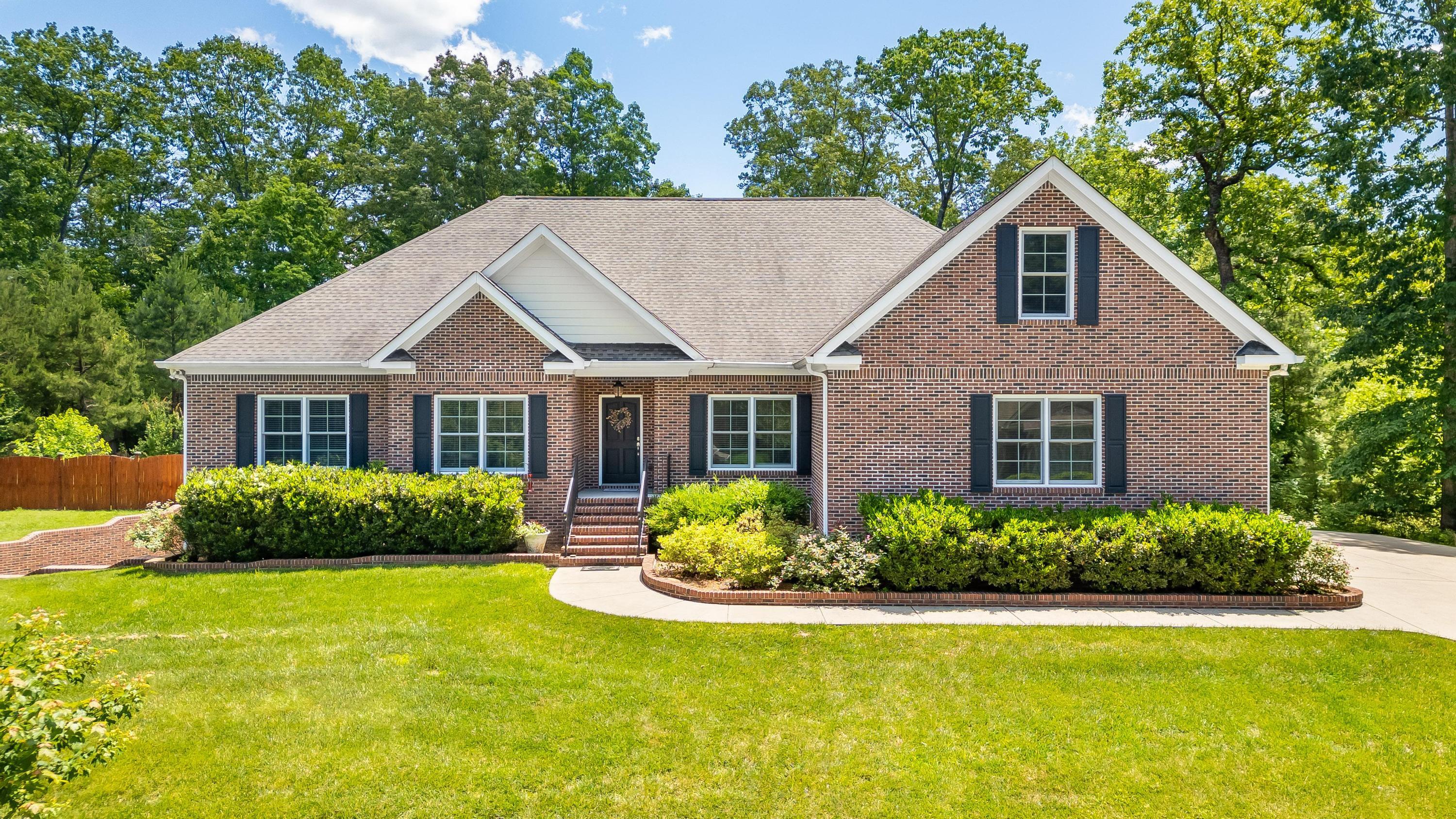 11172 Captains Cove Drive, Soddy Daisy, Tennessee image 1