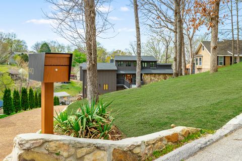 4910 Shoreline Drive Chattanooga TN 37416