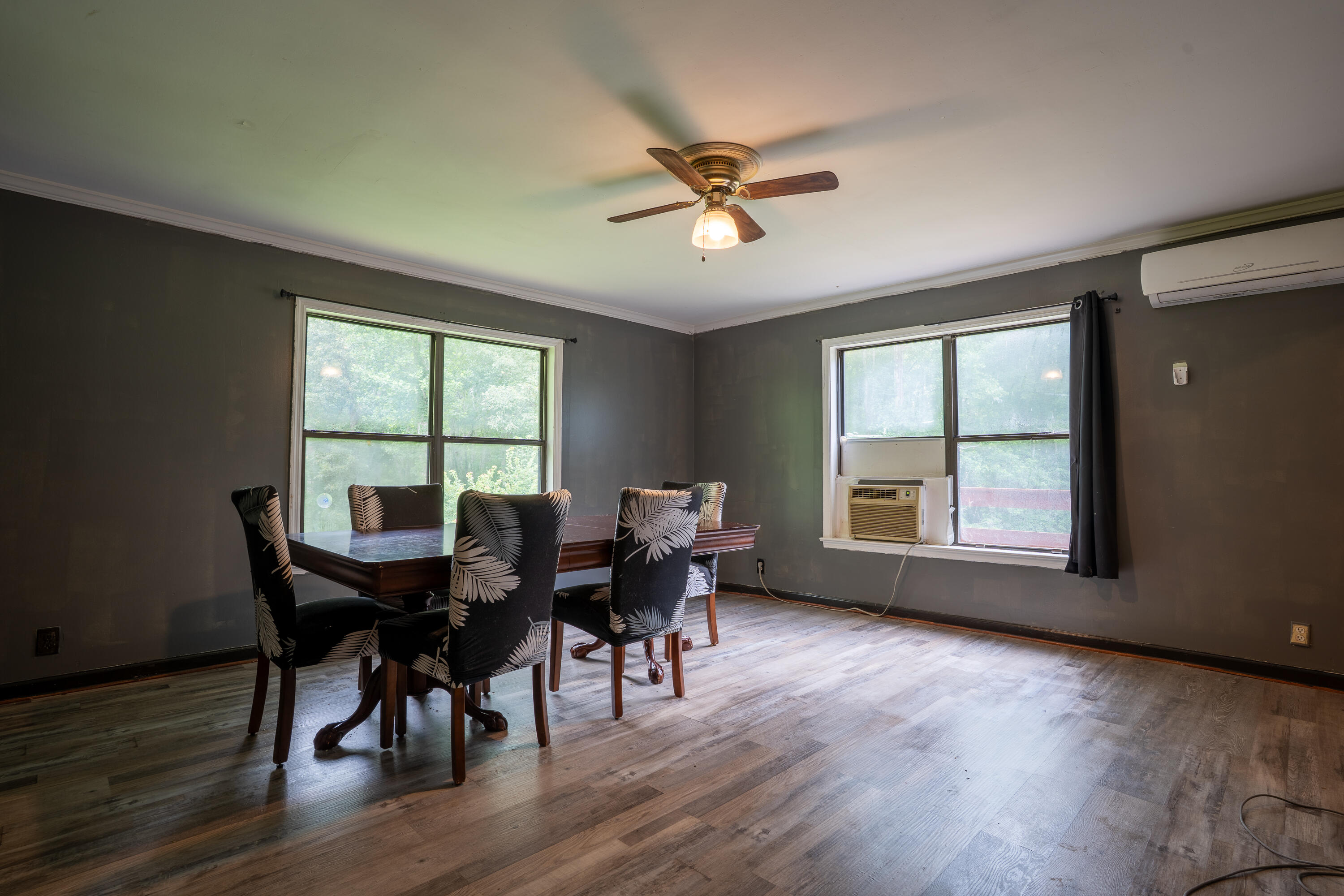 Bryant, Alabama 35958, United States, 11 Bedrooms Bedrooms, ,5 BathroomsBathrooms,Residential,Active,208407