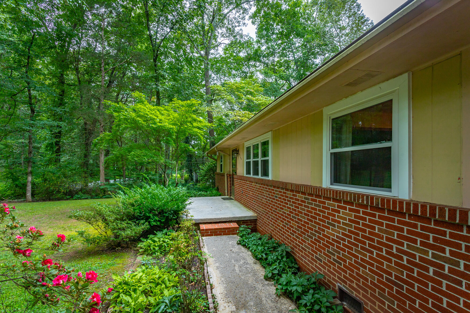 6109 Pythian Road