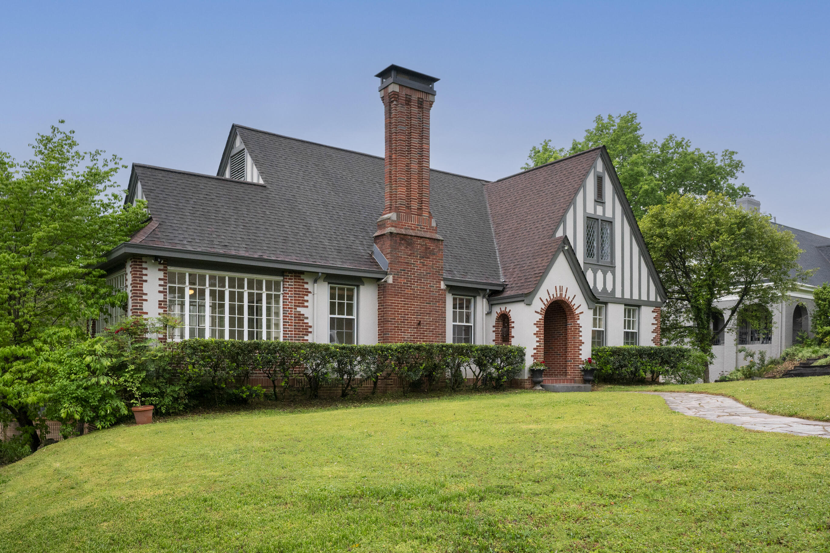 204 Windmere Drive, Chattanooga, Tennessee image 1
