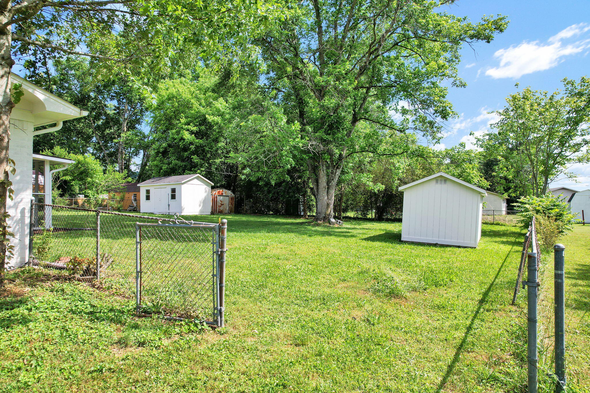 2065 Ann Lane NW