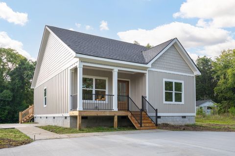Photo of 177 Magnolia Street, Rossville, GA 30741 (MLS # 1519950)