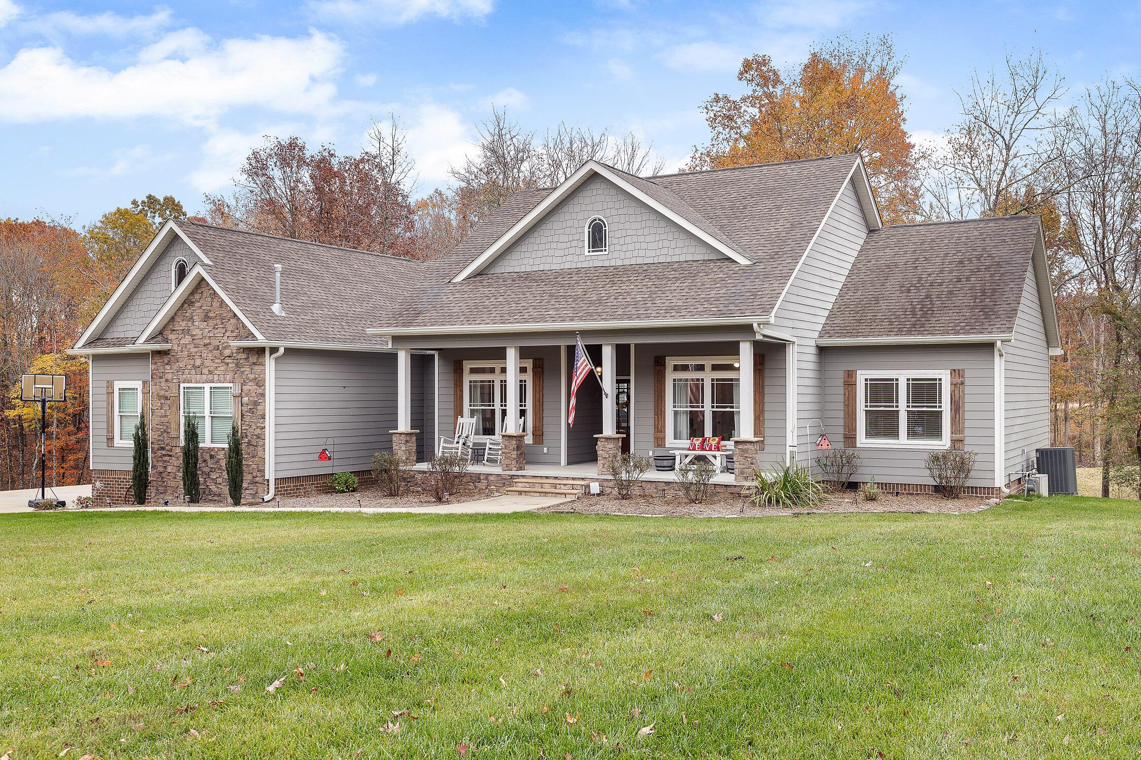 11952 Armstrong Road, Soddy Daisy, Tennessee image 2
