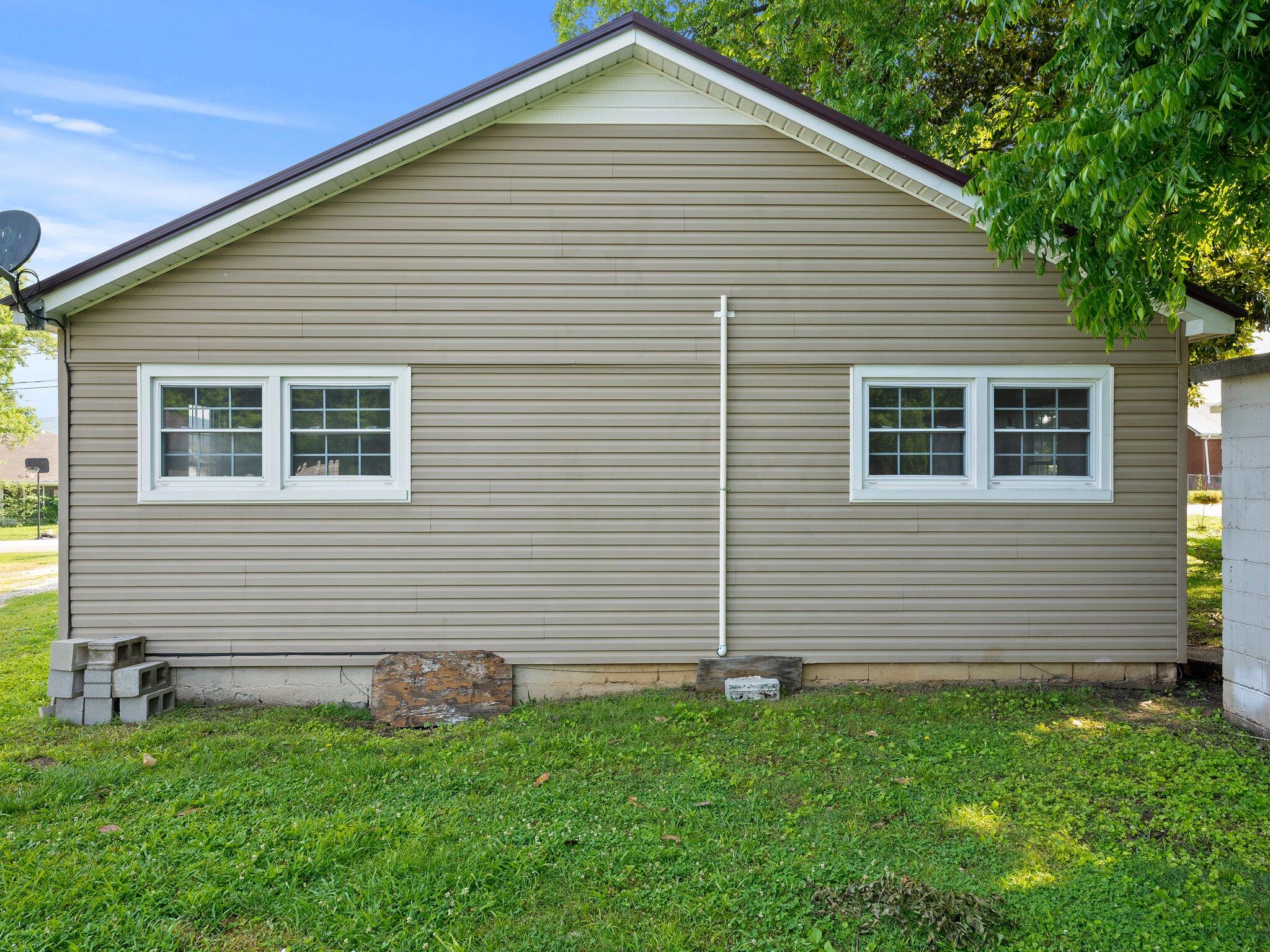313 Tennessee Avenue, Cowan, Tennessee image 25