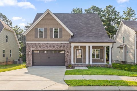 Photo of 1850 Oakvale Drive, Chattanooga, TN 37421 (MLS # 1519531)