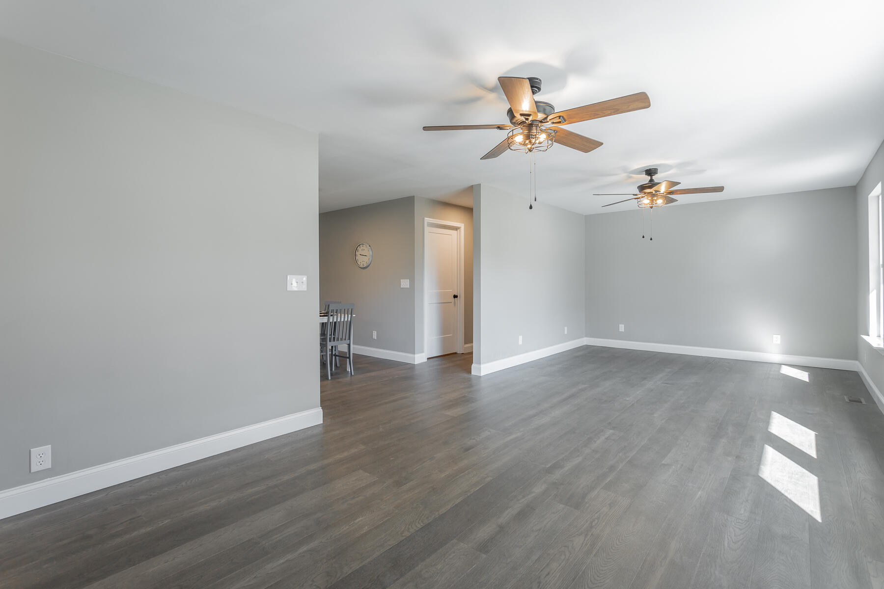 1303 Campbell Crescent