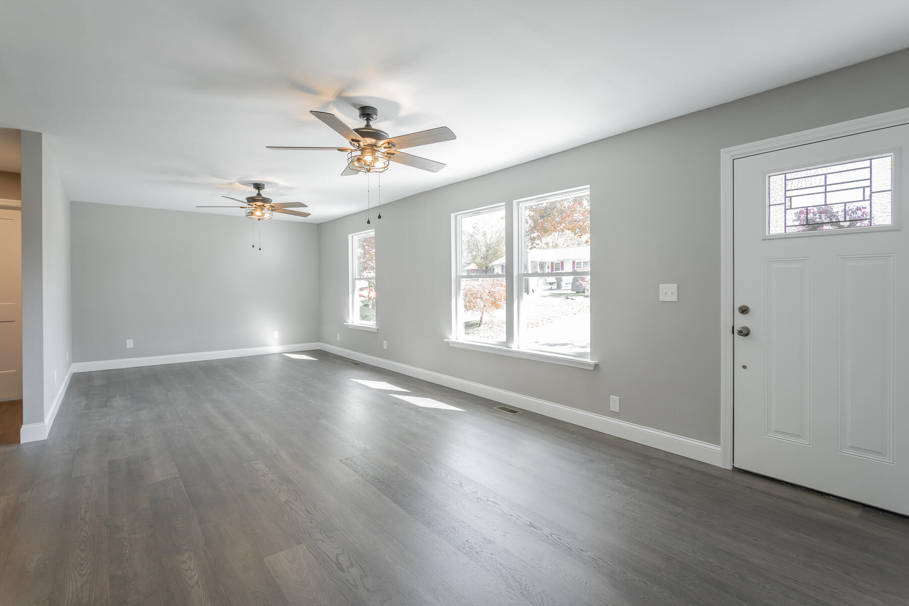 1303 Campbell Crescent