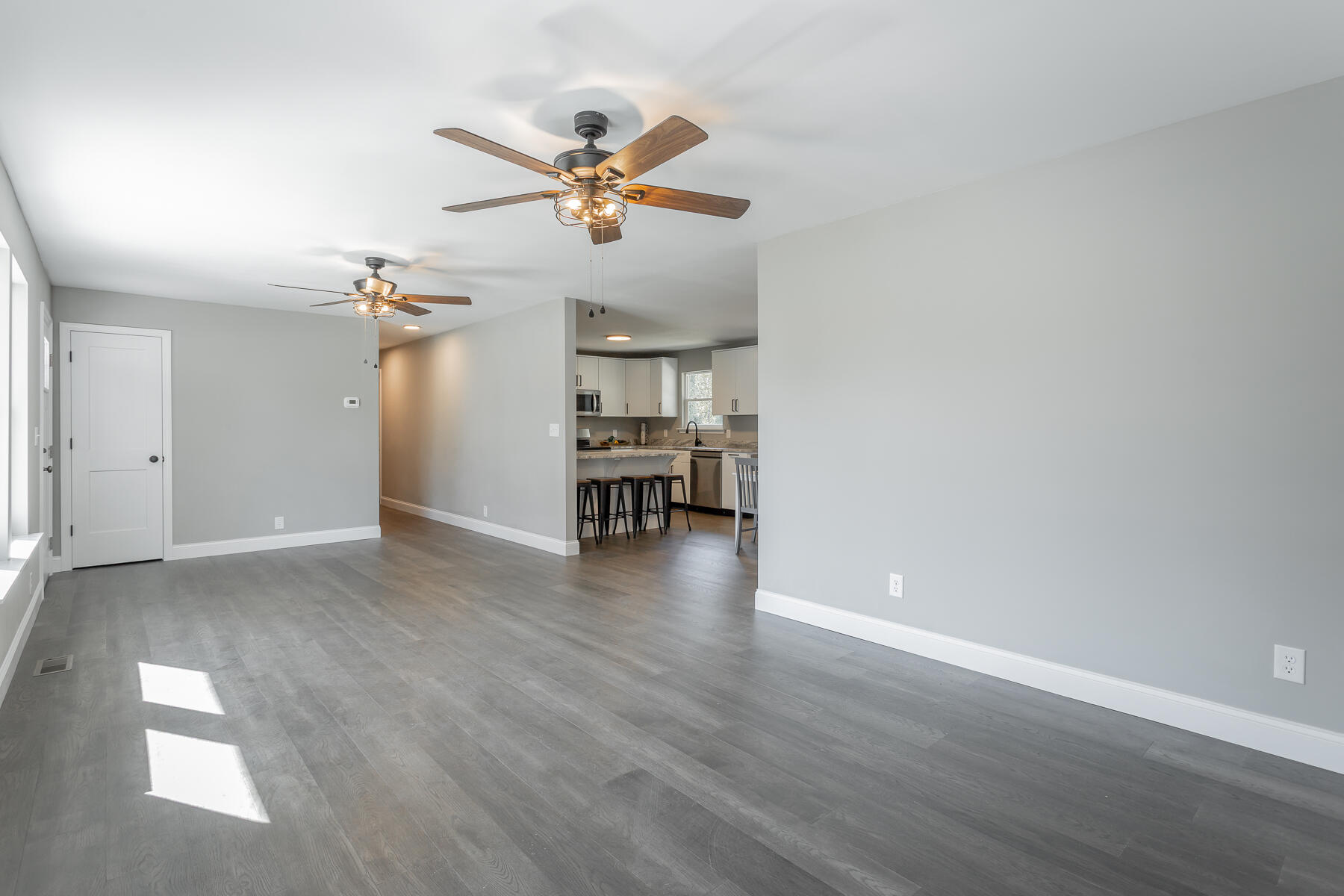 1303 Campbell Crescent